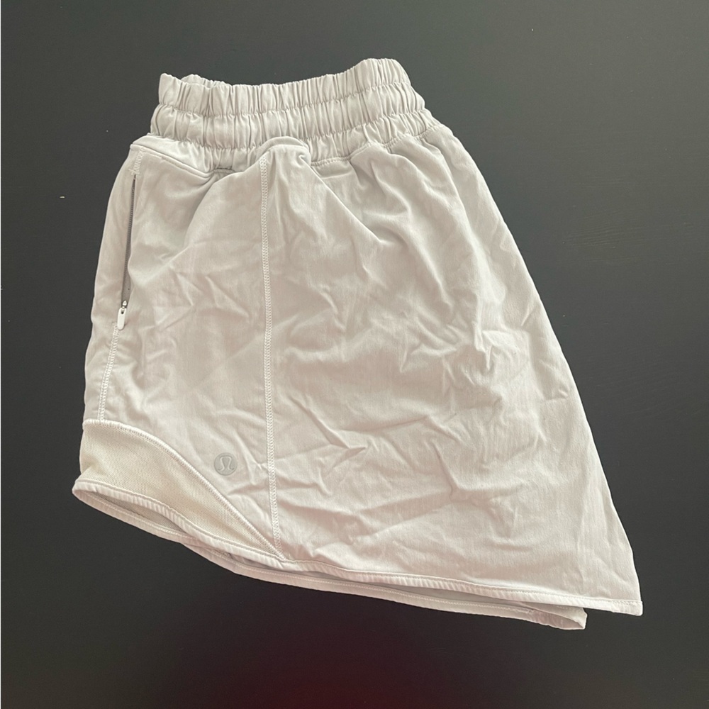 Lululemon White Hotty Hot Short